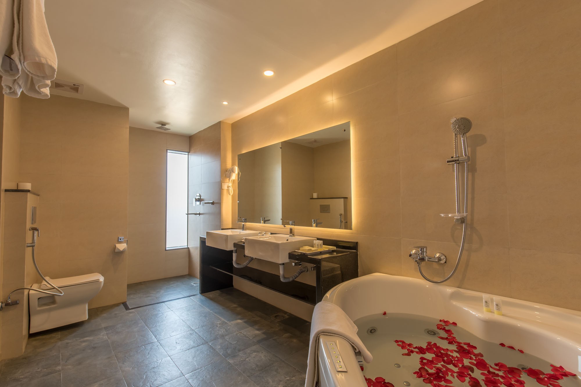 Bar Peepal Resort