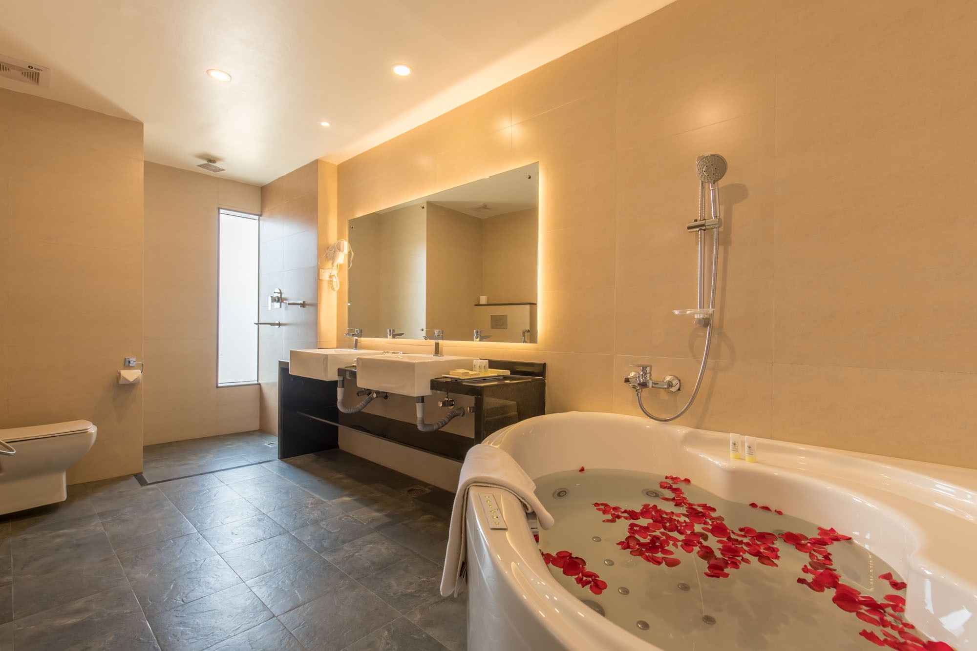 Bar Peepal Resort